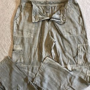 Sundance cargo pants with ankle zippers